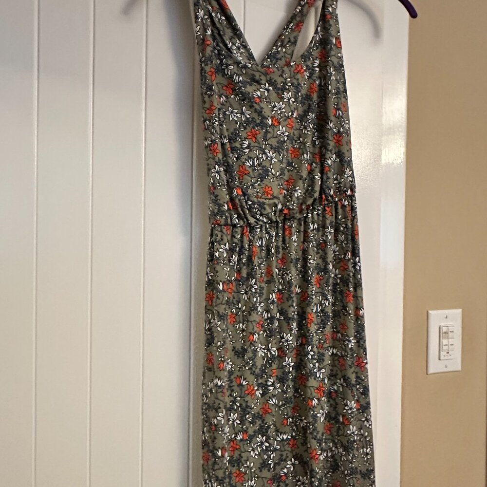 Kaileigh Dress Women's Small Green Floral A-Line Sleeveless Criss Cross Back
